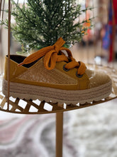 Cargar imagen en el visor de la galería, SHOES
