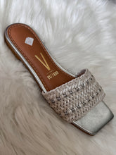 Cargar imagen en el visor de la galería, SHOES
